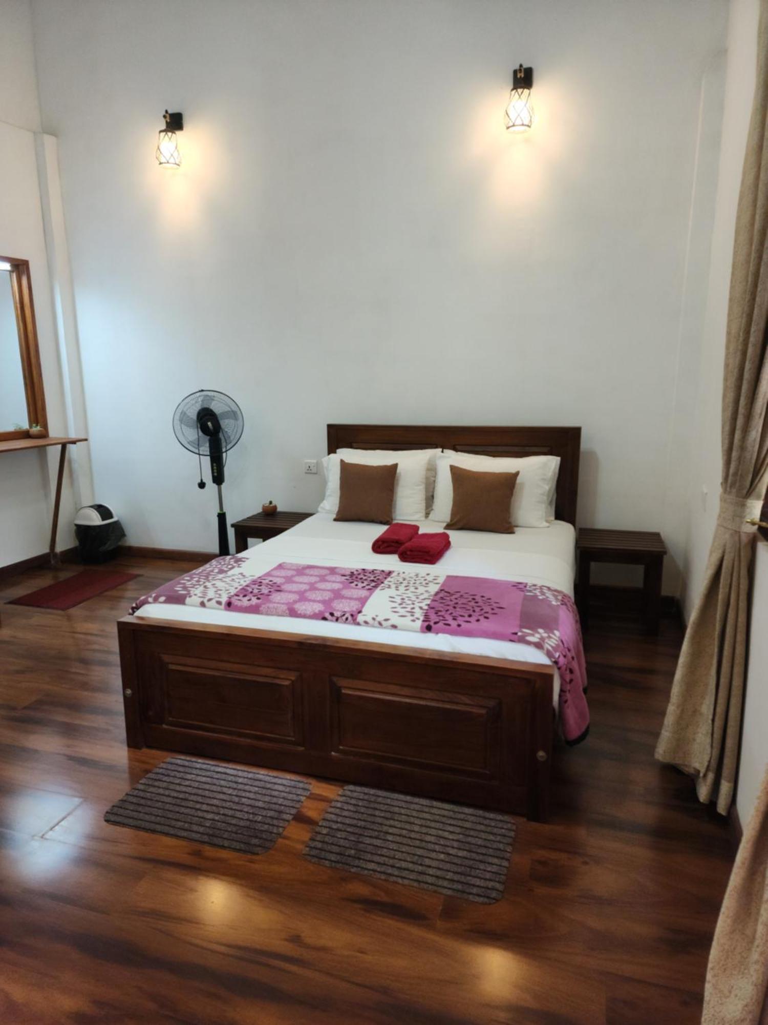 Poomaz Peace Palace エッラ 部屋 写真