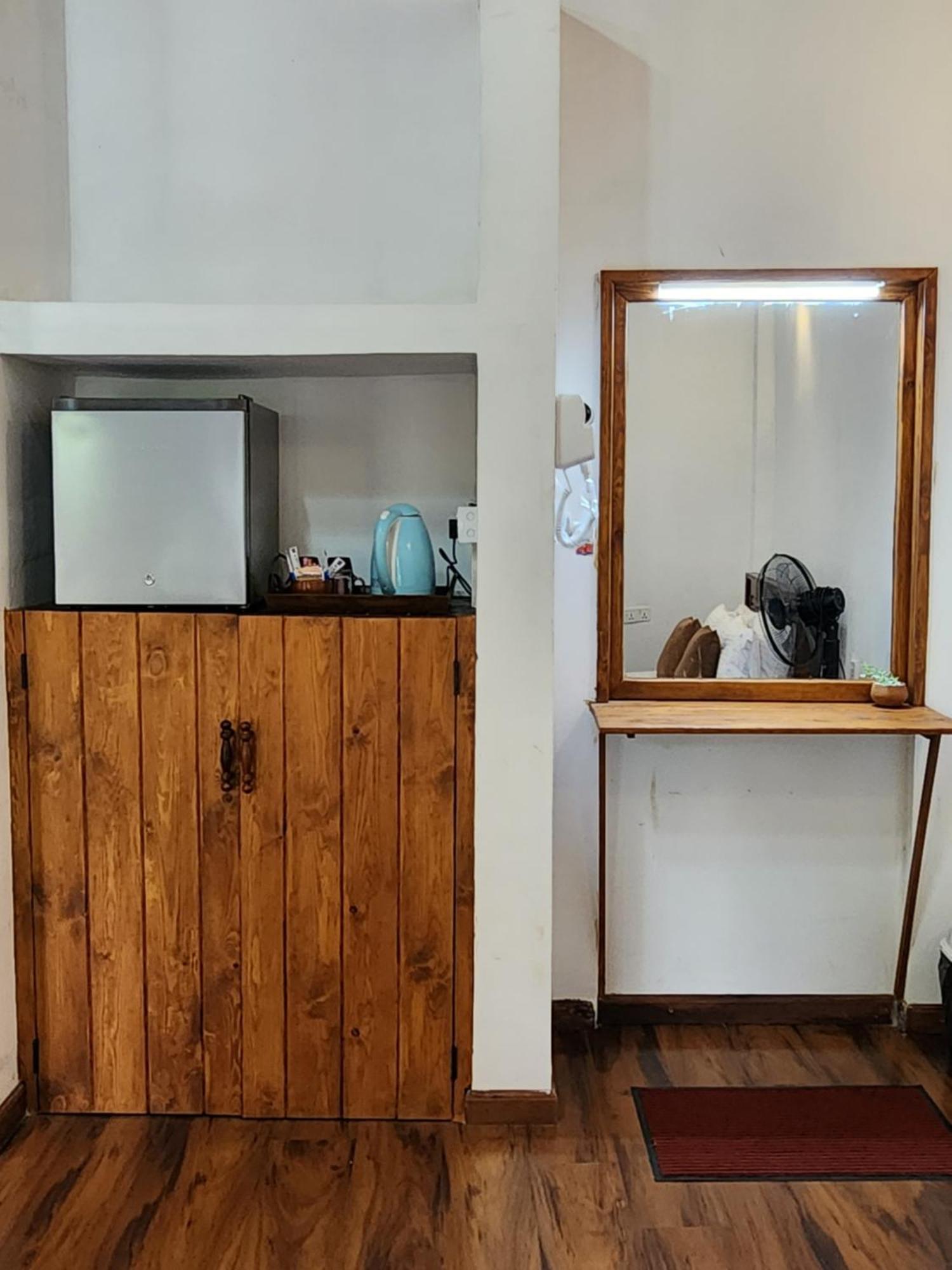 Poomaz Peace Palace エッラ 部屋 写真